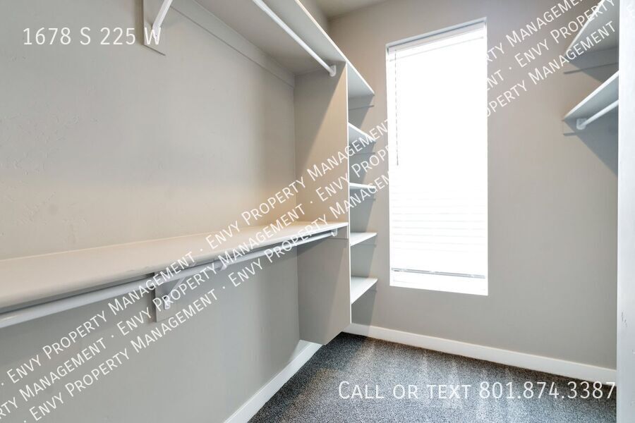 Spacious 4 Bed, 3 Bath Pet-Friendly Home with Central Air & Modern Features! - Available NOW! property image