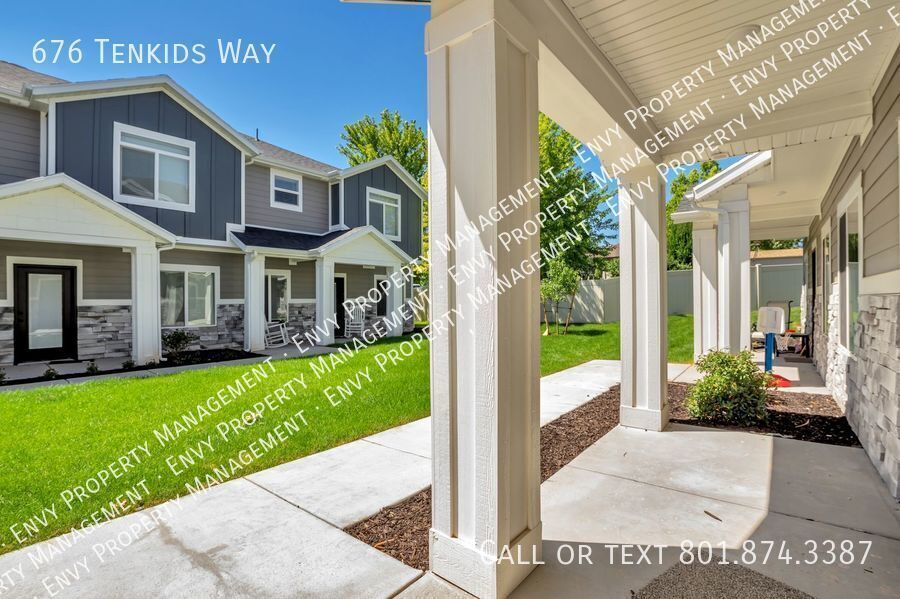 Stunning 3 Bed - 2.5 Bath Townhome in Amazing Layton Location! Available on Nov 10th! property image