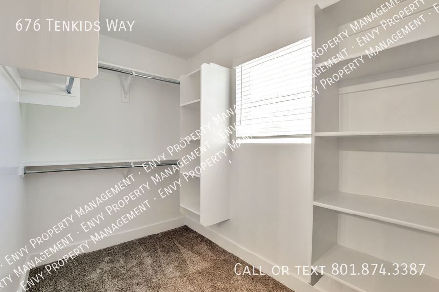 Stunning 3 Bed - 2.5 Bath Townhome in Amazing Layton Location! Available on Nov 10th! property image