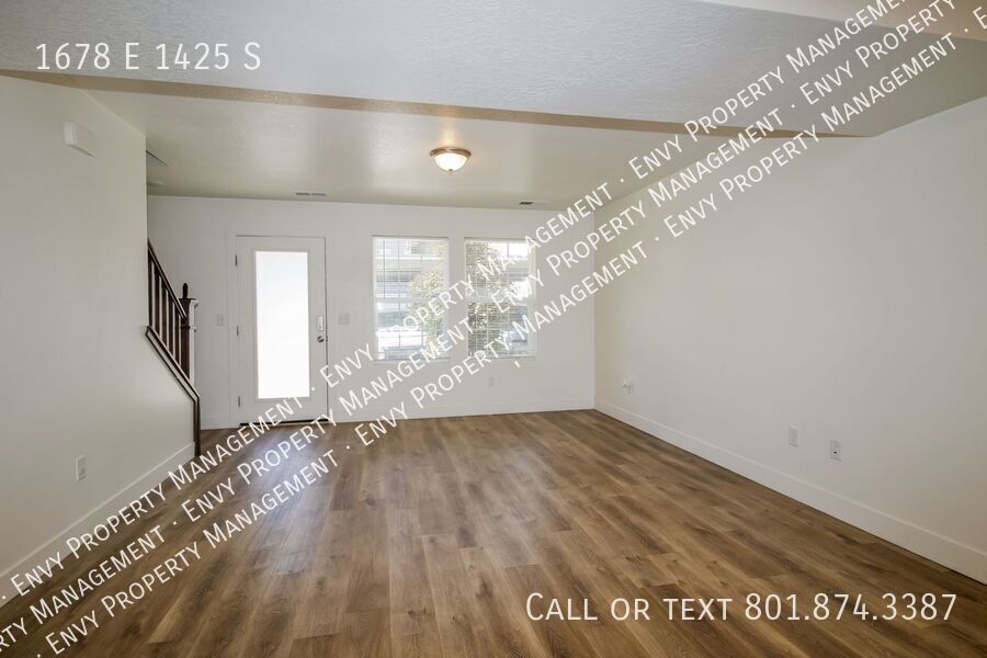 Spacious 3 Bed, 2.5 Bath Pet-Friendly Home with Central Air & 2-Car Garage! - Available on NOW! property image