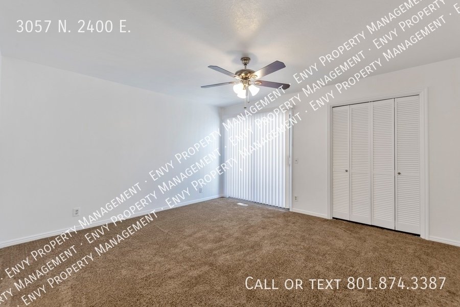 Enormous 4 Bed / 3 Bath Pet Friendly Home in East Layton! Available NOW! property image