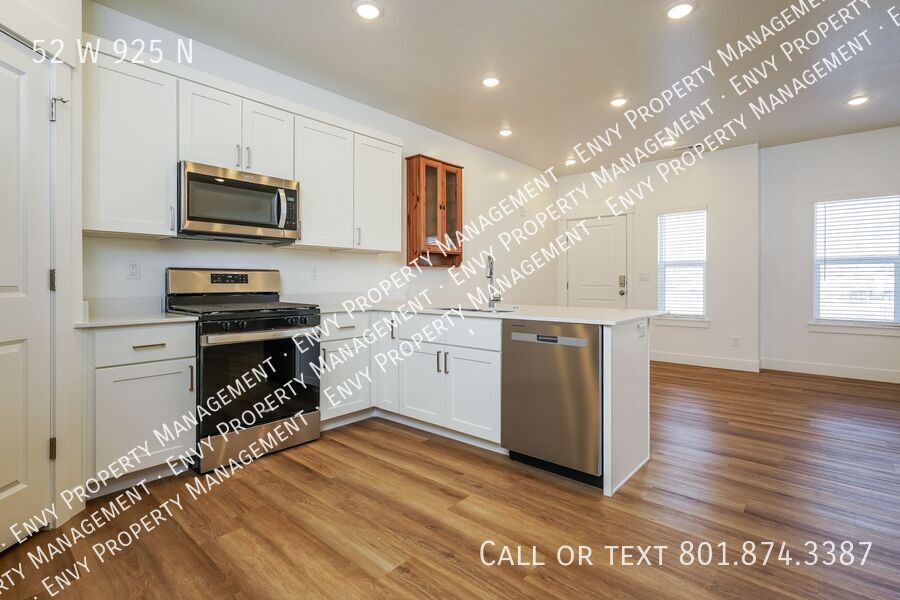 Spacious 3-Bed, 2.5-Bath Pet-Friendly Home with Central Air & 2-Car Garage! - Available NOW! property image