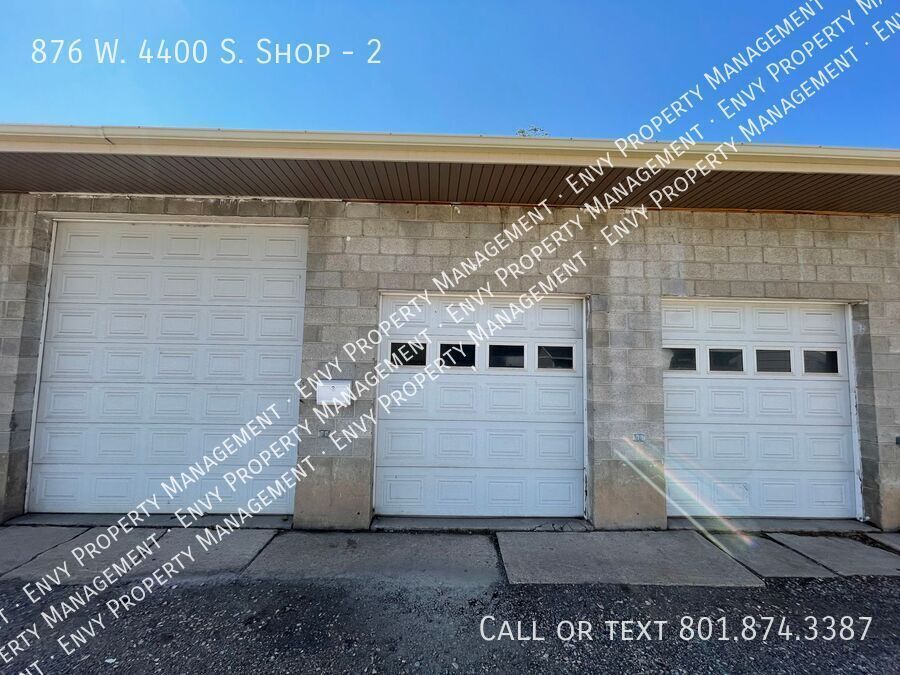 Huge RV/Storage Unit/Space in Riverdale - Over 1,000 Square Feet! - Available NOW! property image