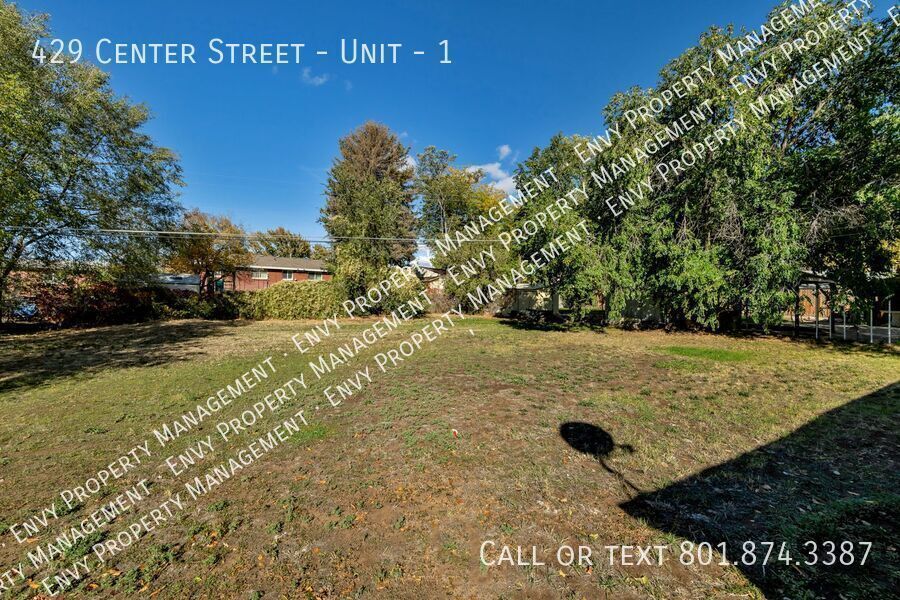 Perfect Pet Friendly 1 bed - 1 bath Unit in Great Clearfield Location! Available NOW! property image