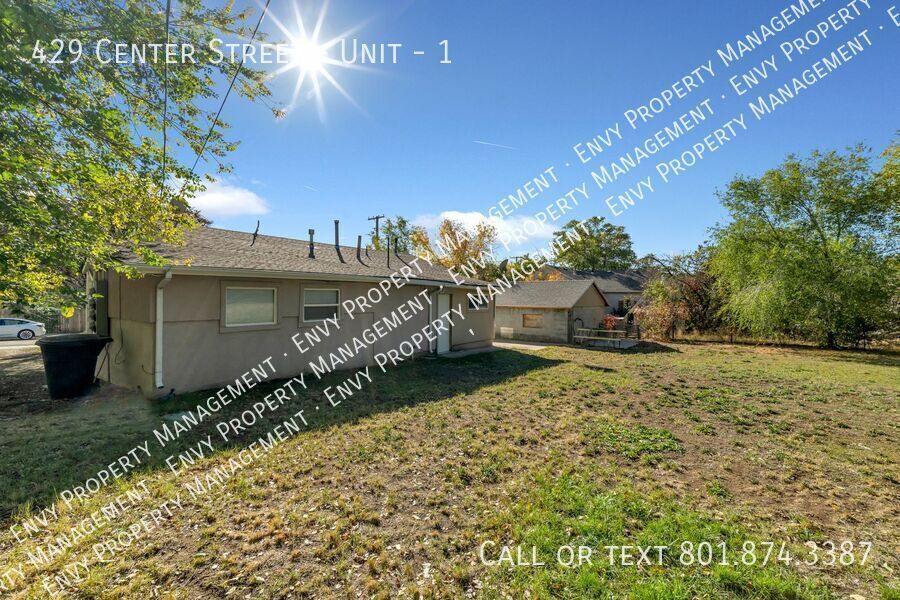 Perfect Pet Friendly 1 bed - 1 bath Unit in Great Clearfield Location! Available NOW! property image