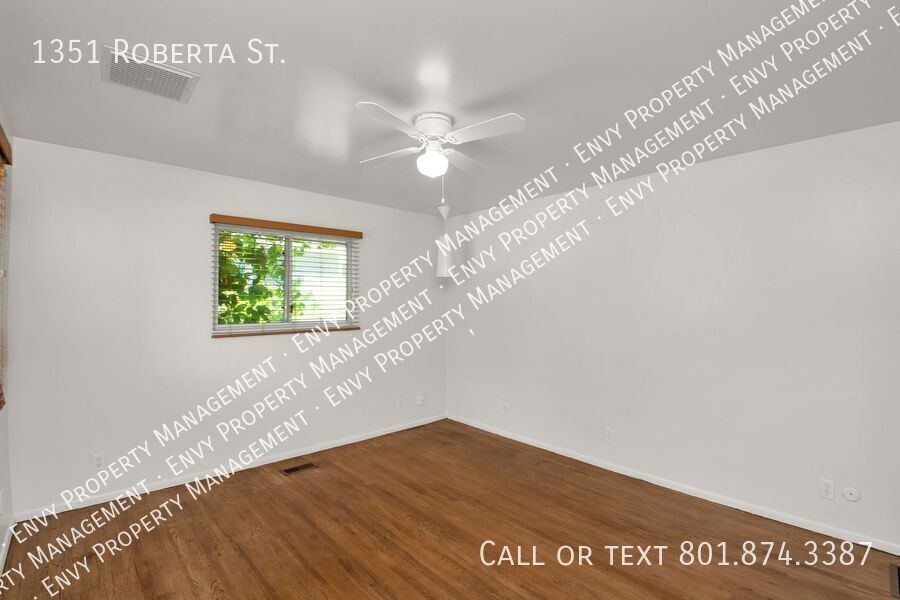 A Gardners Dream 2 Bed 1 Bath Home in Amazing SLC Location! Available on March 27th! property image