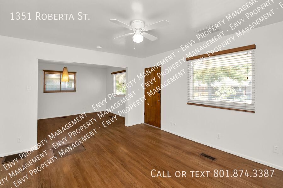 A Gardners Dream 2 Bed 1 Bath Home in Amazing SLC Location! Available on March 27th! property image