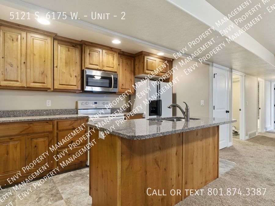 Gigantic 2 Bed - 1 Bath - Pet Friendly - Basement Unit With Enormous Back Yard, Granite Countertops! Available NOW! property image
