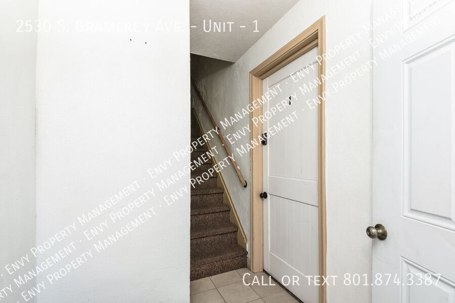 Charming 1 Bed - 1 Bath Updated Unit in Ogden! Available NOW! property image