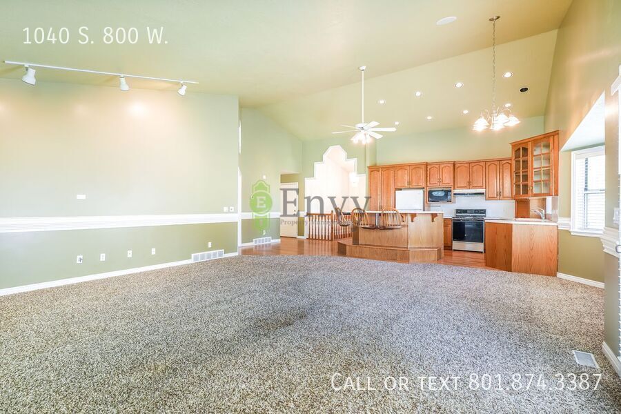 Spacious 4 Bed, 2 Bath Pet-Friendly Home with Modern Features & 2-Car Garage! - Available NOW! property image