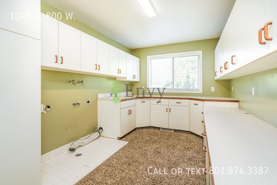 Spacious 4 Bed, 2 Bath Pet-Friendly Home with Modern Features & 2-Car Garage! - Available NOW! property image