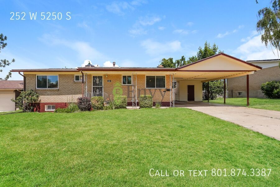 Roomy 5 Bed, 2.5 Bath Pet-Friendly Home with Comfortable Living Space & Carport Parking! - Available NOW! property image