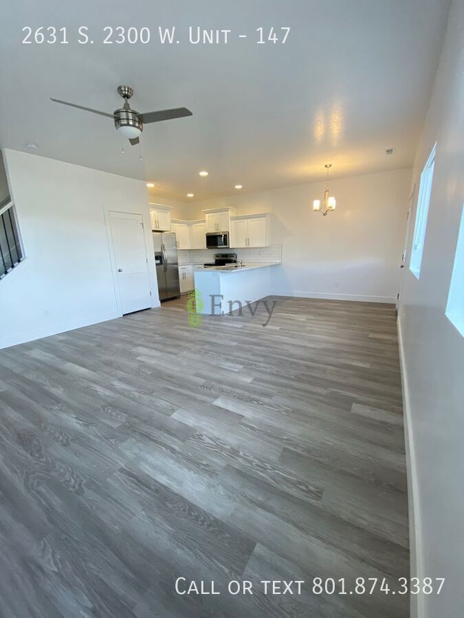 Beautiful 3 Bed, 2.5 Town Home! Available Now! See Our 3D Tour of This Property! Available on June 20th! property image