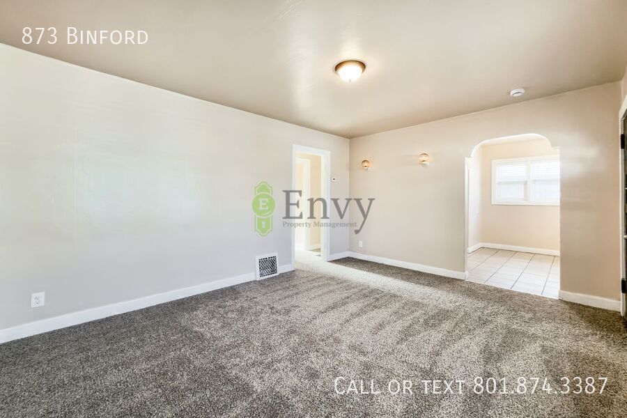Spacious Pet Friendly - 3 Bed/1 Bath Duplex For Rent in Ogden! - AVAILABLE NOW! property image