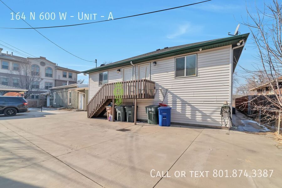 Beautiful Newly Renovated Pet Friendly 2 Bed - 1 Bath Unit in Salt Lake - Available May 20th! property image
