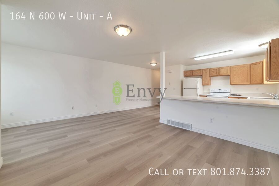 Beautiful Newly Renovated Pet Friendly 2 Bed - 1 Bath Unit in Salt Lake - Available May 20th! property image