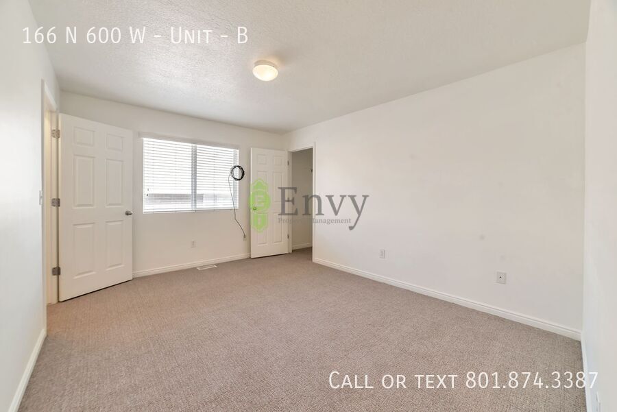 Beautiful Newly Renovated Pet Friendly 2 Bed - 1 Bath Unit in Salt Lake - Available on May 27th! property image