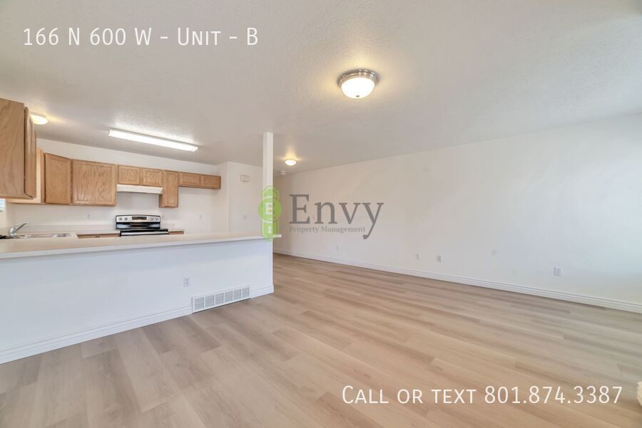Beautiful Newly Renovated Pet Friendly 2 Bed - 1 Bath Unit in Salt Lake - Available on May 27th! property image